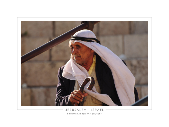 4C2W09